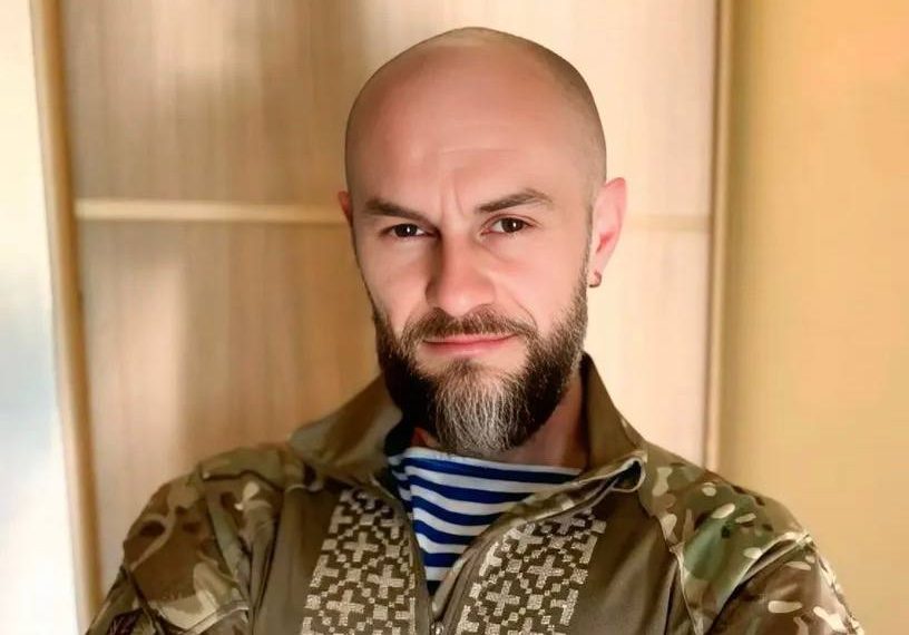 “When I embroider, I think about peace, beauty, and a victory I hope will come sooner, so I stitch those thoughts into the shirt.” The story of Roman Didera