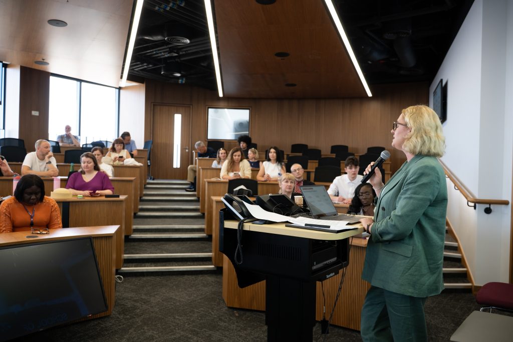 Panel discussion on the role of the Ukrainian diaspora in Ukraine's recovery at UCL School of Management.