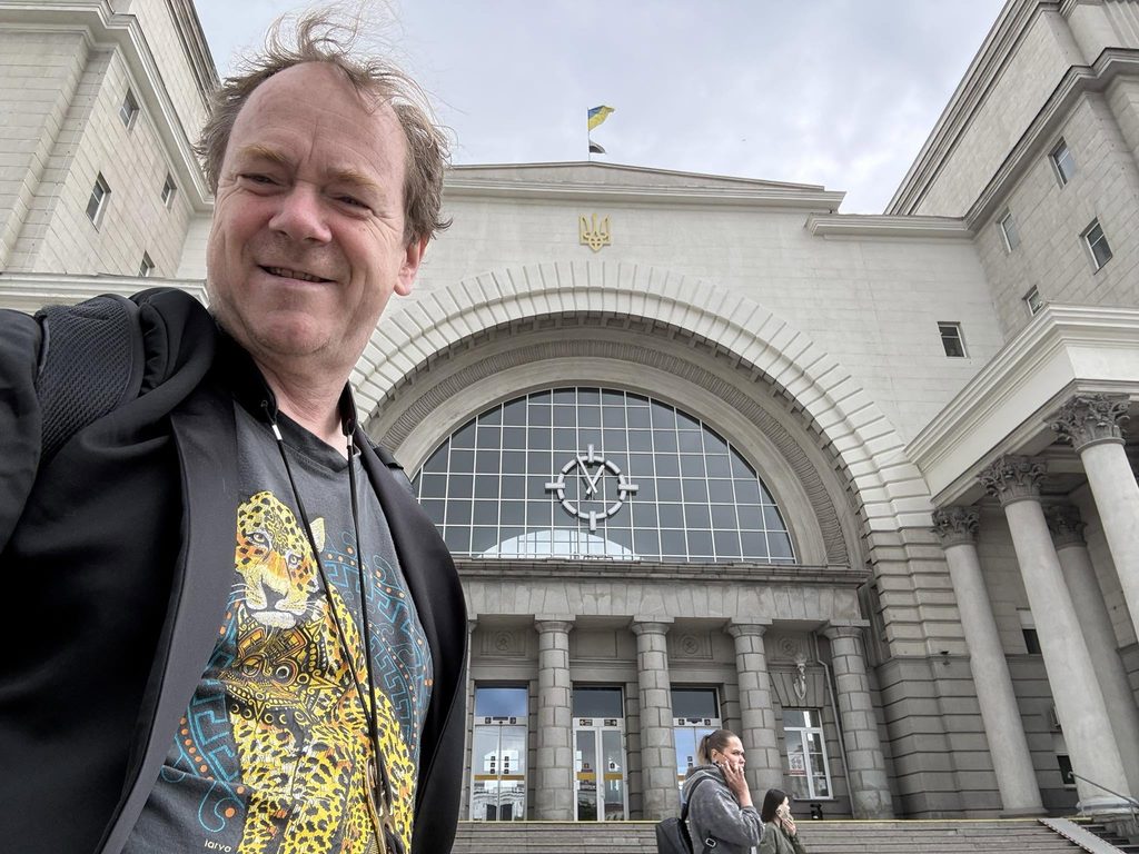 Music Louder Than Guns: Stephen Dominic Ellery on Conducting in Dnipro and Bringing Ukrainian Music to the World 4 Music Louder Than Guns: Stephen Dominic Ellery on Conducting in Dnipro and Bringing Ukrainian Music to the World